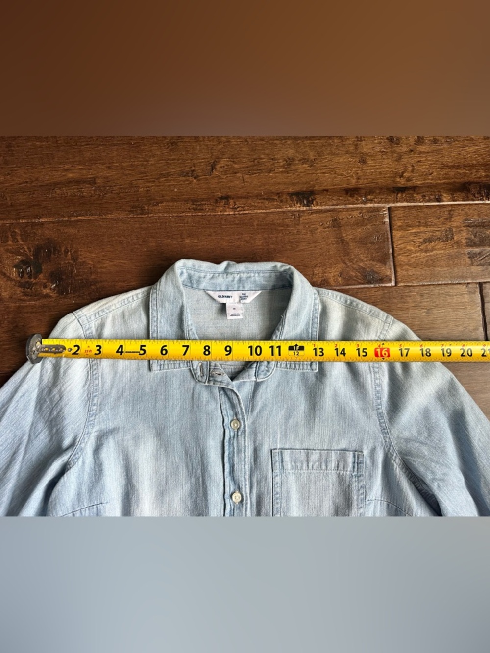 Old Navy Light Blue Denim Button-Down Shirt - Picture 7 of 8